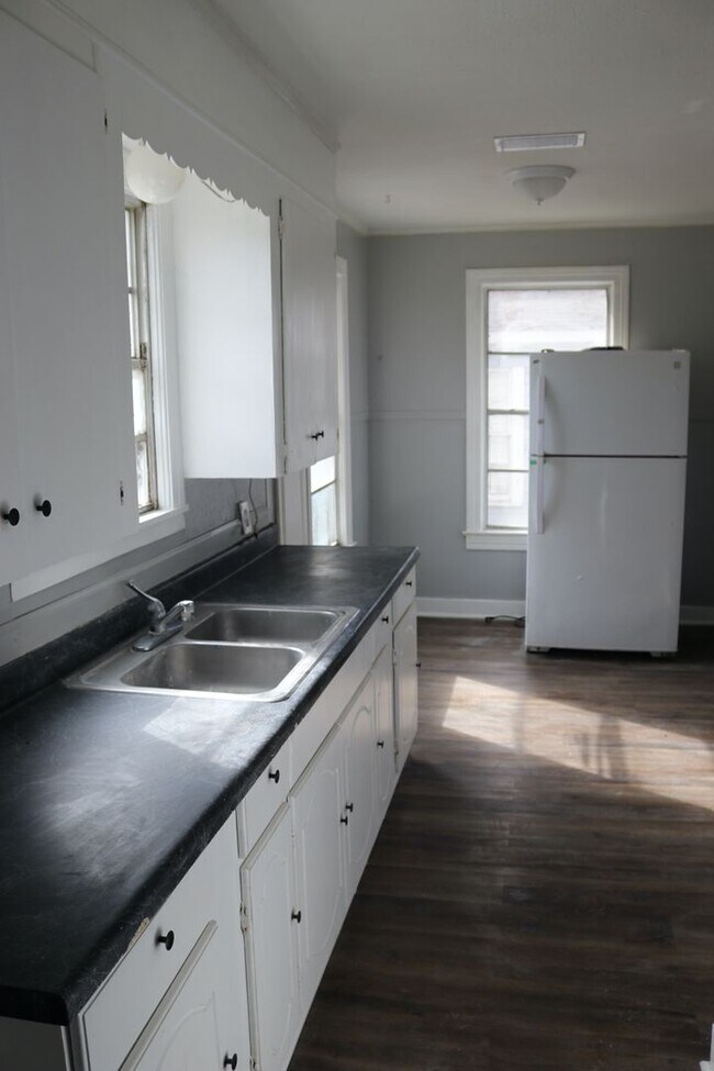 Photo - 2 Bedroom 1 Bathroom house In the Highland Historic District area