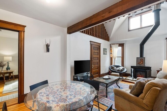 Photo - 2108 24th Ave S