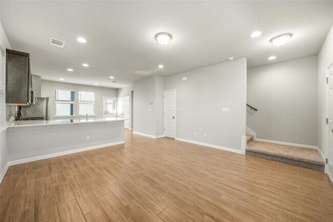 Photo - 2045 Arendale Dr