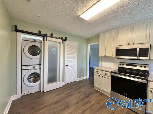 Photo - 1208 SE Willowbrook Dr