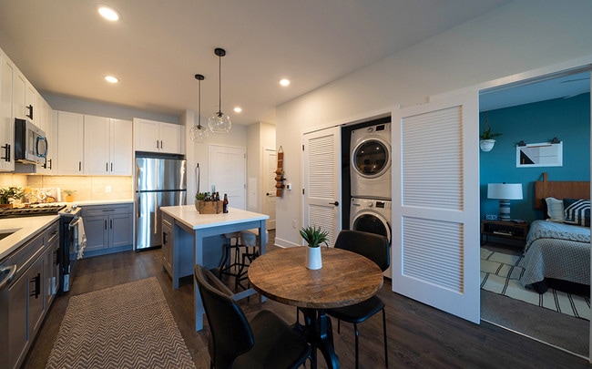 Cocina/comedor - Arlo Apartment Homes