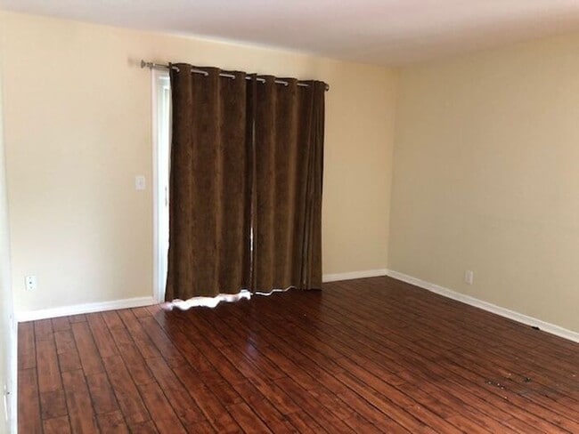 Photo - Nice 2 bedroom 2 bath one-level condo