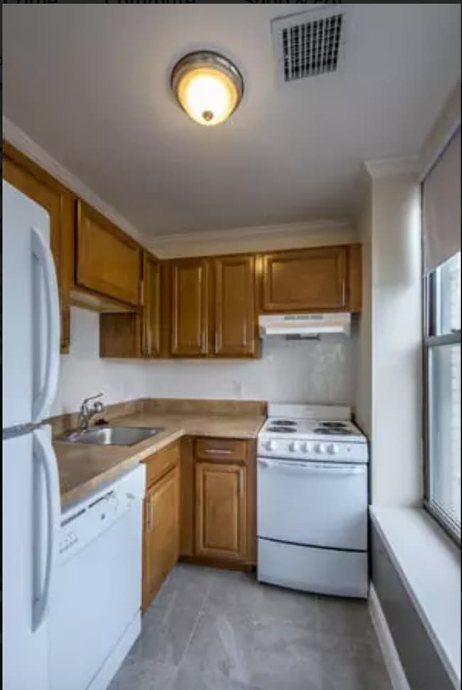 Photo - 1126 Boylston St Unit 303