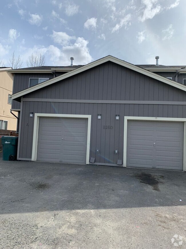 Building Photo - 3 Bdrm 1.5 Ba | Muldoon & Tudor area | AVA... Unit A Rental