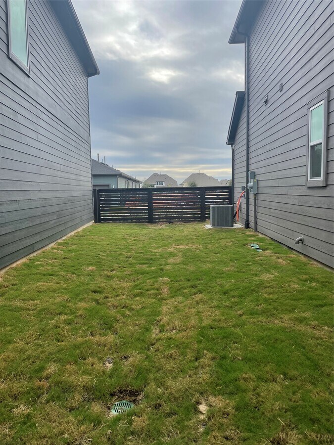 Photo - 18607 Courteous Wy