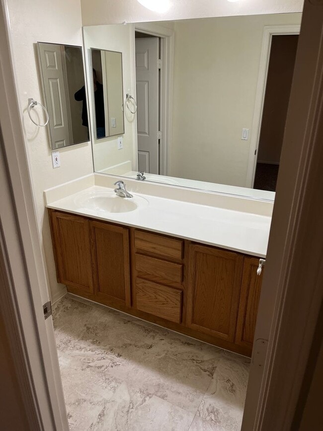 Photo - Beautiful Single-family unit with 4 bedrooms