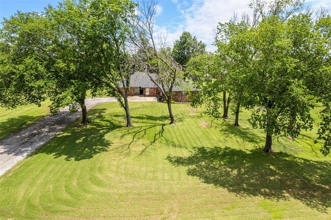 Photo - 57 Serenada Ln