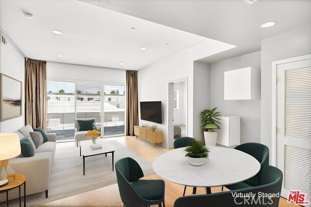 Photo - 4211 Redwood Ave Unit 305