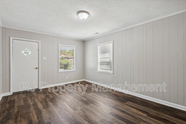 535 Gilleas Rd