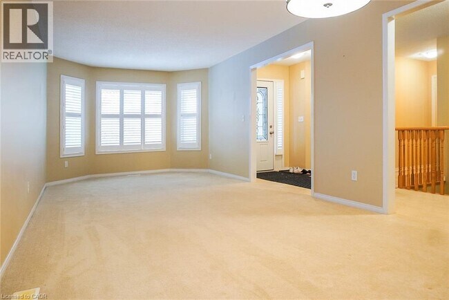 Photo - 37 Watson Crescent