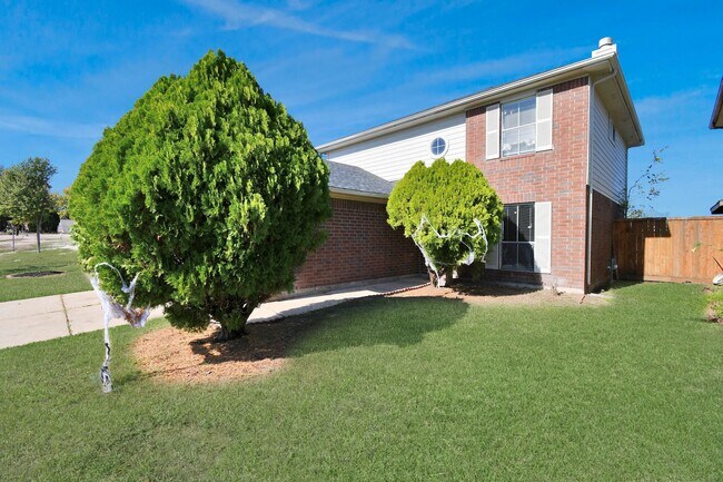 Photo - 8914 Pecan Pl Dr