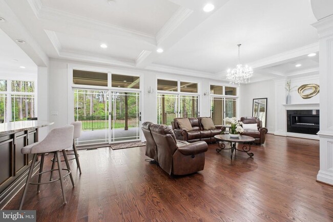 Building Photo - 8735 Brook Rd