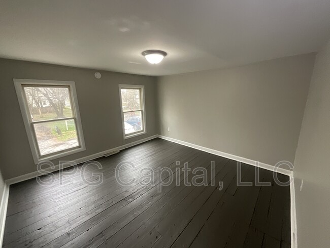 Photo - 224 E Mulberry Ave