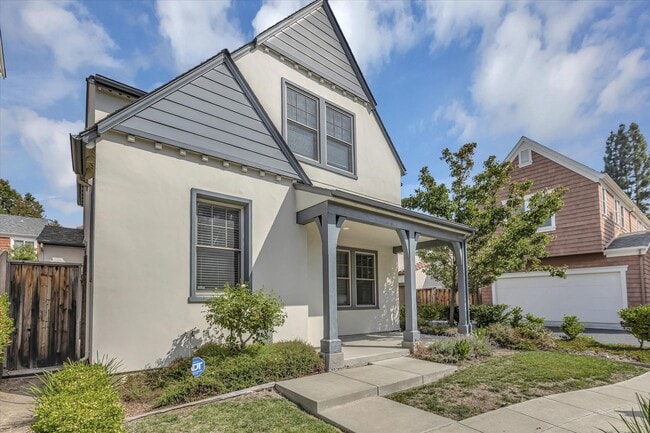 Photo - 928 Valencia Ave