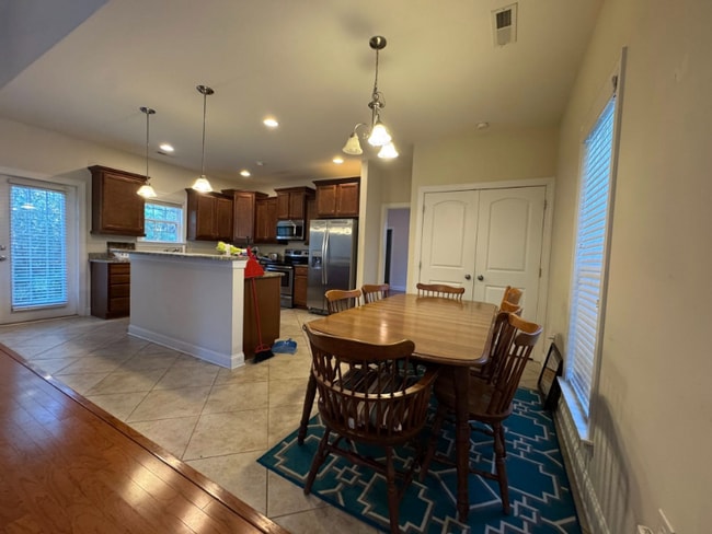 Photo - 1854 Juniper Dr