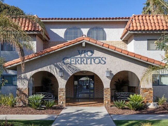 Vio Cerritos