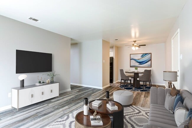 Building Photo - Otter Creek Villas