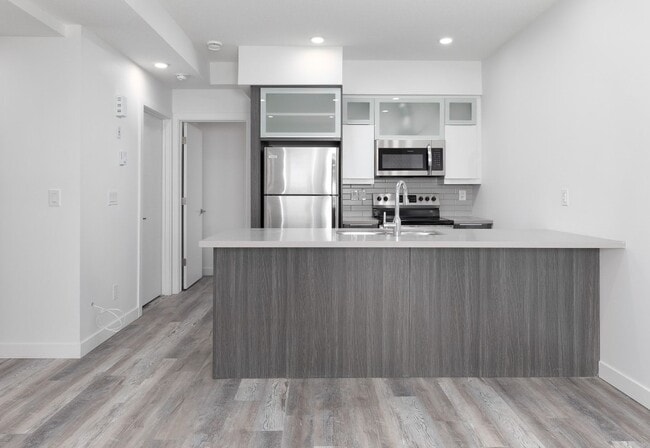 Building Photo - 15010 99 Ave NW Unit BSMT 1