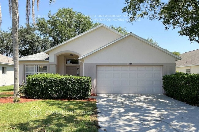 Building Photo - 2557 Ventura Cir