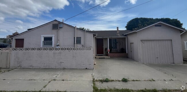 Building Photo - 225 E Clark Ave Rental