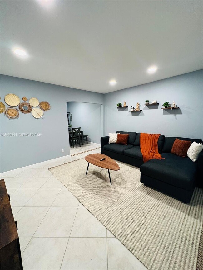Photo - 280 NW 55th St Unit 282