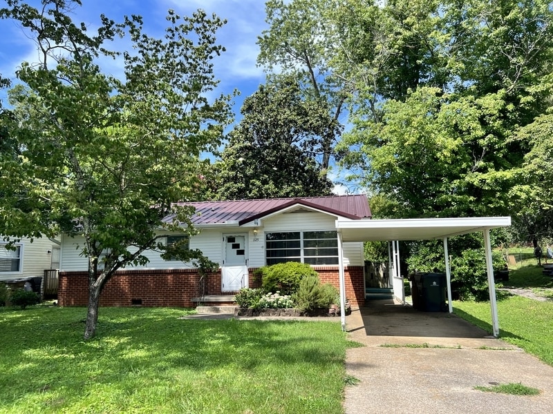 Photo - 1125 East Moody Avenue