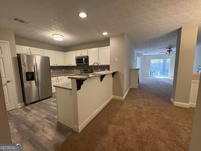 Building Photo - 222 Tara Commons Dr Unit 222
