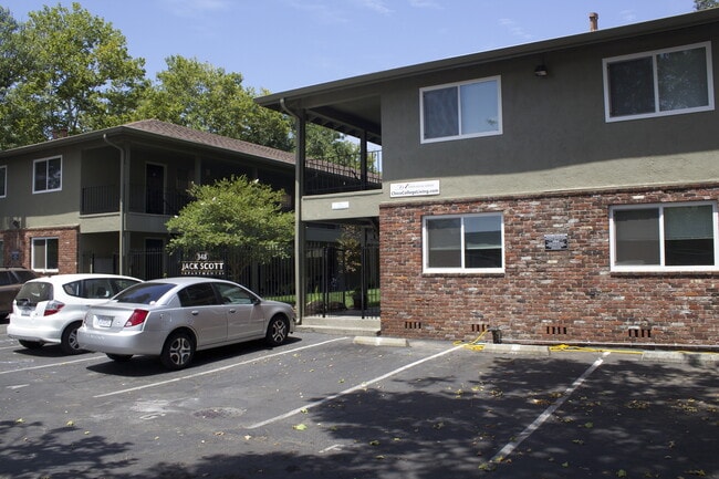 Jack Scott Apartments - Jack Scott Apartments