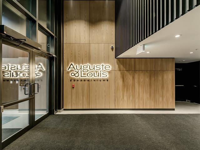 Building Photo - 1150 Bd René-Lévesque E