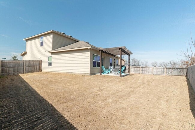 Photo - 5510 Daniel Wy