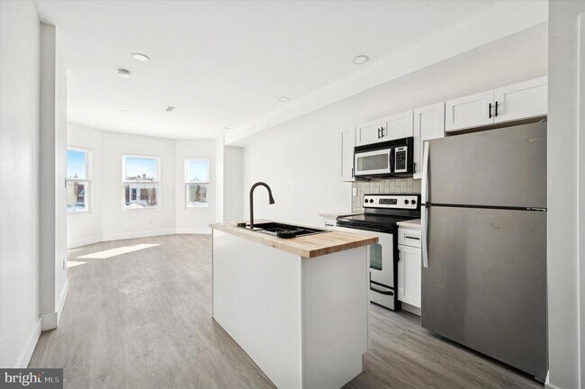 Photo - 32 S 62nd St Unit 2