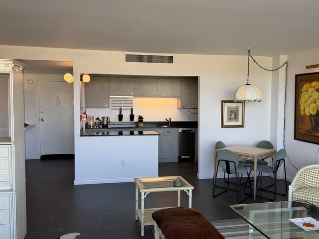 Photo - 1331 Park Ave SW Unit 512