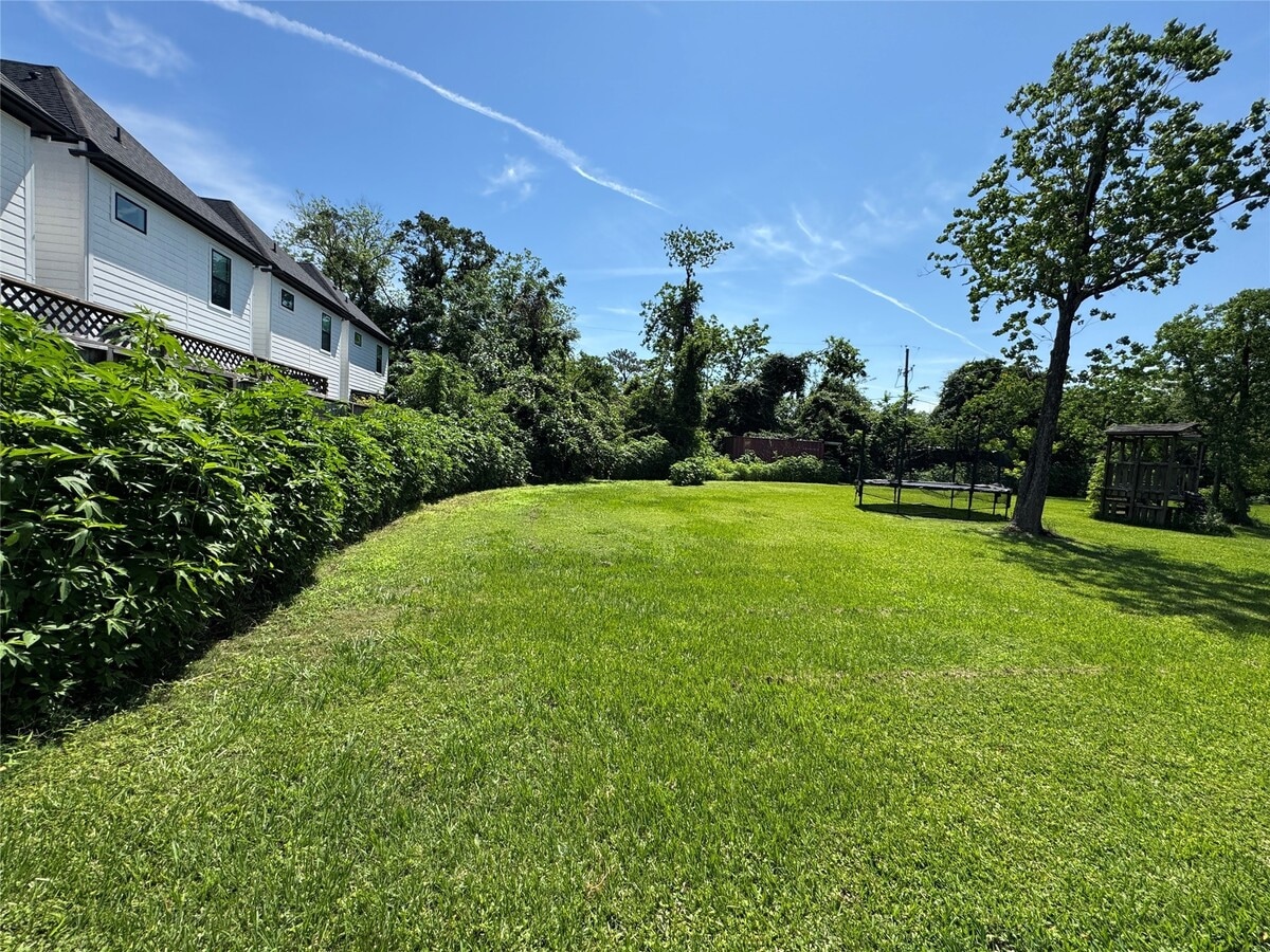 Photo - 1952 Upland Dr