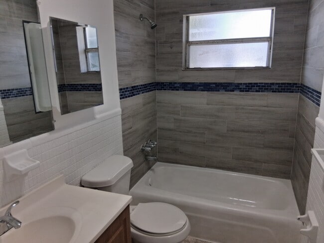 Photo - 4111 SW 24th Ct