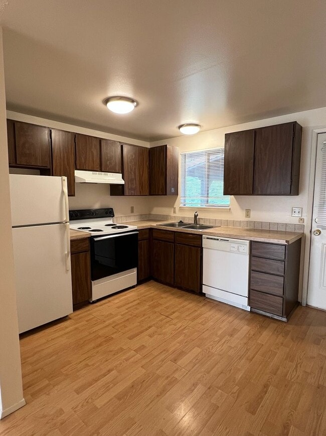 Photo - Spacious duplex! Carport, a/c, WASHER & DR...