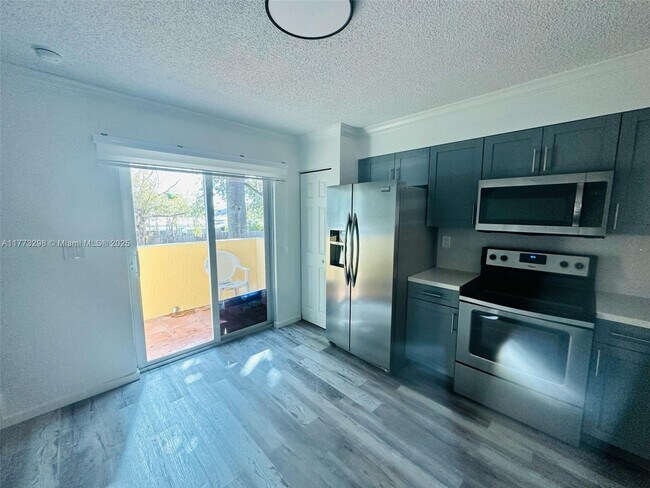 Photo - 14900 SW 82nd Terrace Apartment Unit 14-204