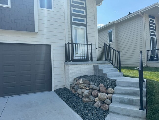 Photo - Luxury Bennington Townhome Ready For Move In