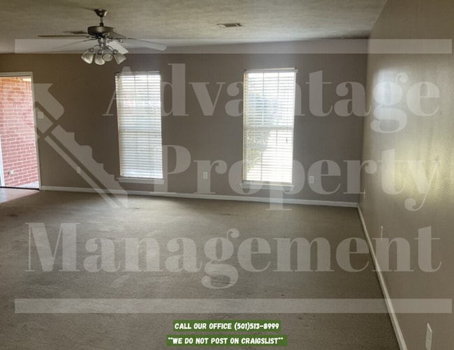 Photo - 900 Brownstone Dr