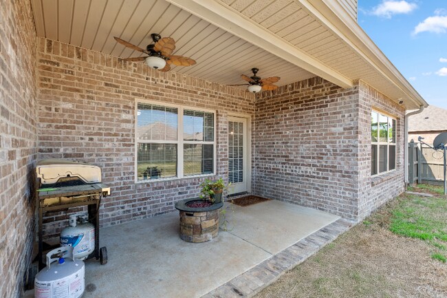 Photo - 11006 Thorne Dr