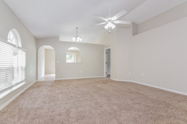 Photo - 11349 Ivy Flower Loop