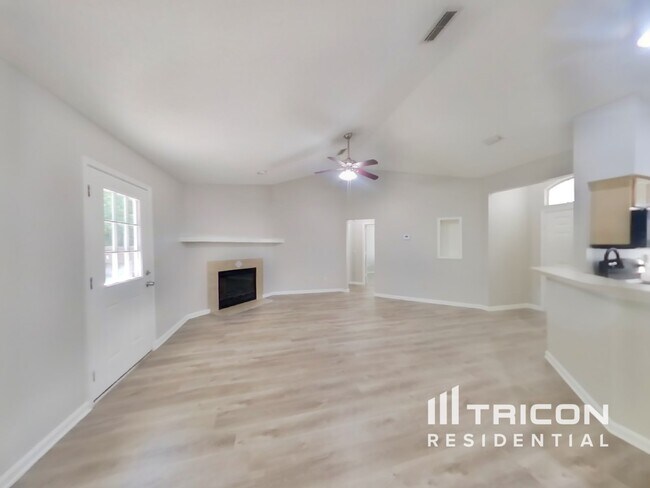 Photo - 2024 Farm Way
