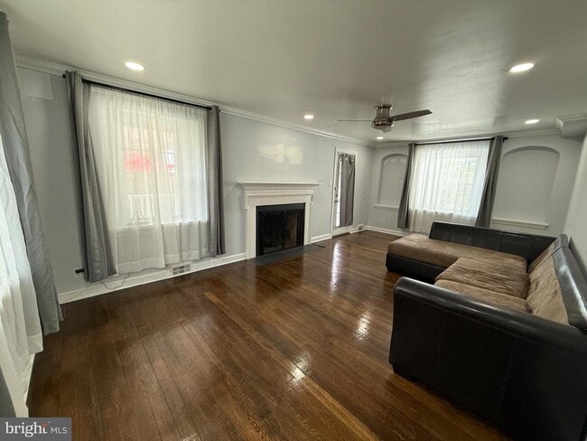 Photo - 56 N New Ardmore Ave