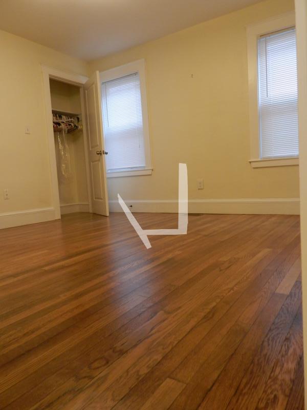 Photo - 61 Poplar St Unit 1