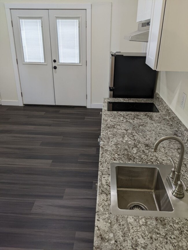 Photo - 505 W C St Unit 505 West C Street - 1