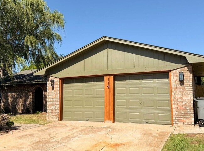119 SW 75th St