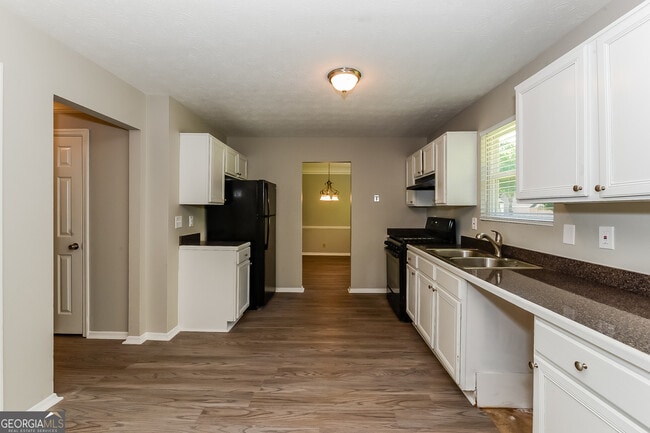 Photo - 2457 Northmill Ln