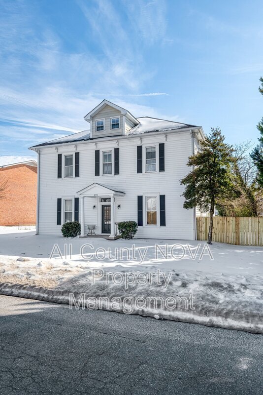 Photo - 8753 Signal Hill Rd Unidad 2