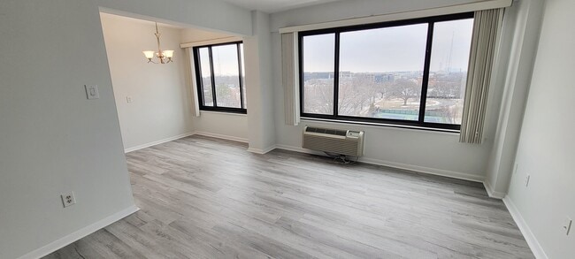 Photo - 3601 Wisconsin Ave NW Unit 810 - Penthouse