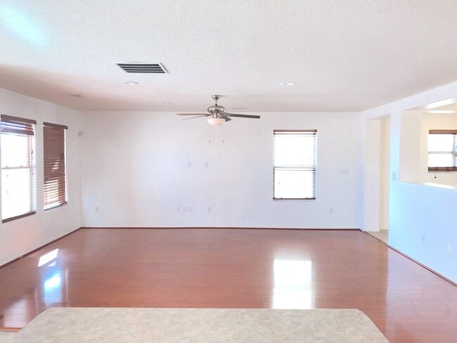 Photo - Spacious 4 bedroom Northern Meadows Home with Refriderated Air!