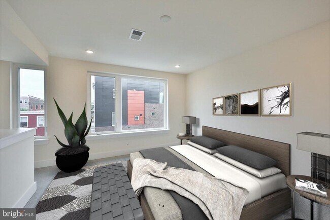 Photo - 2608 Braddock St Unit 3